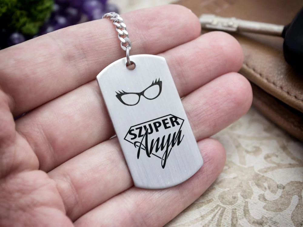Szuper Anyu acél medálos kulcstartó